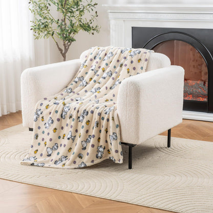 Peanuts Throw - Cream Bee Garden