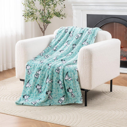 Peanuts Throw - Teal Clover